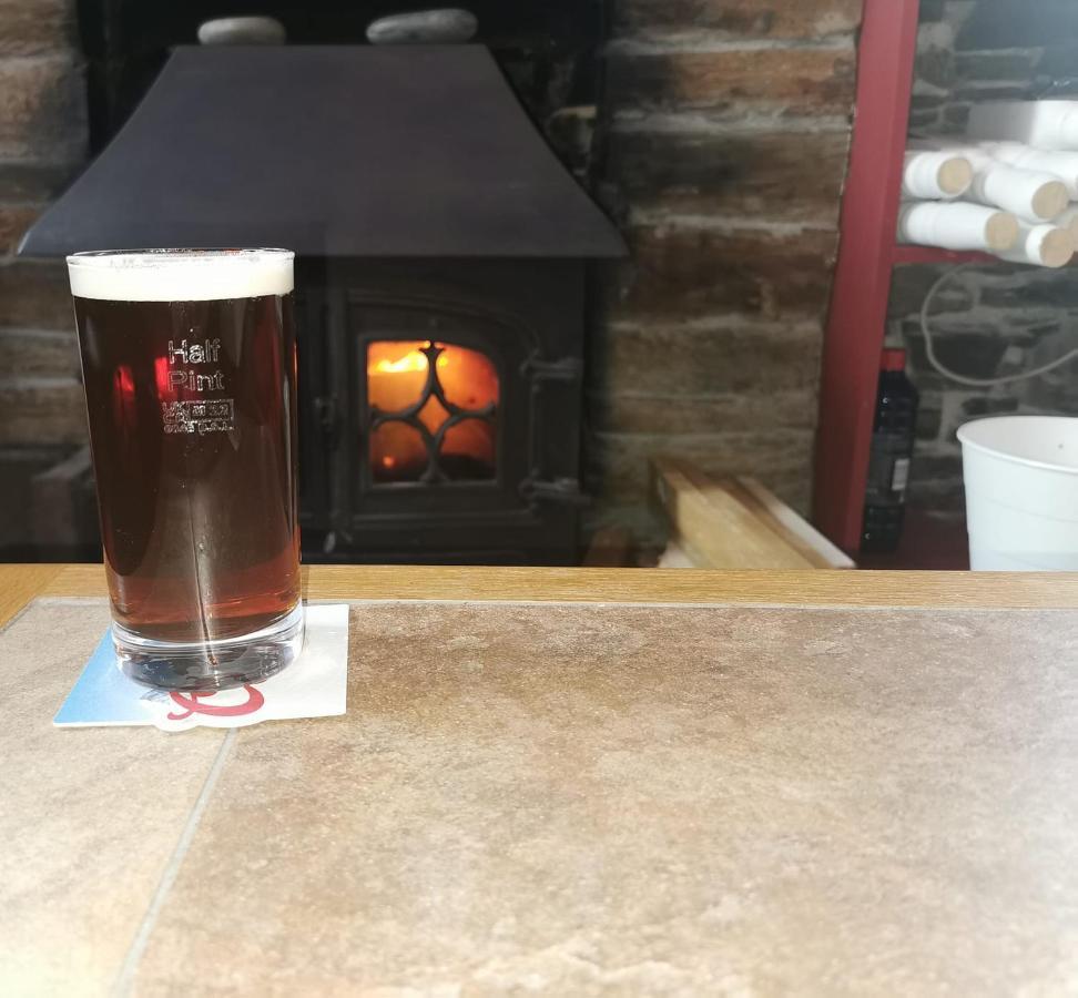 Tintagel Arms Bed And Breakfast Eksteriør billede