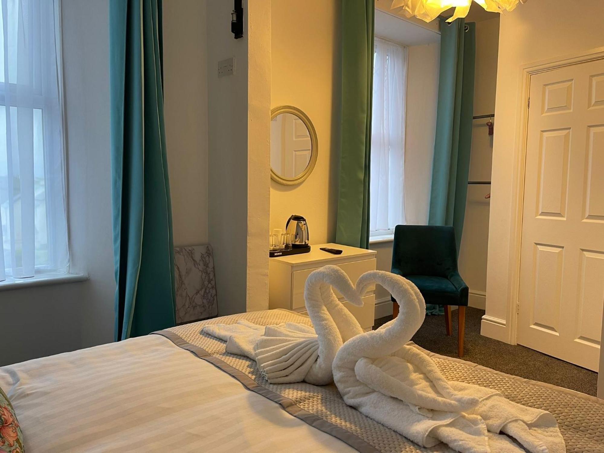 Tintagel Arms Bed And Breakfast Eksteriør billede